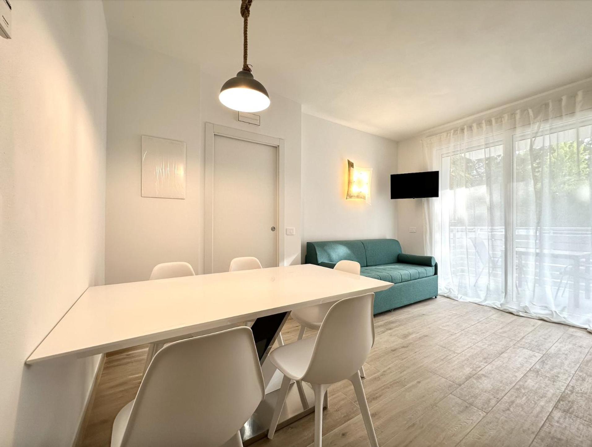 Residence Eva - Carraro Immobiliare Jesolo - Family Apartments カヴァッリーノ・トレポルティ エクステリア 写真