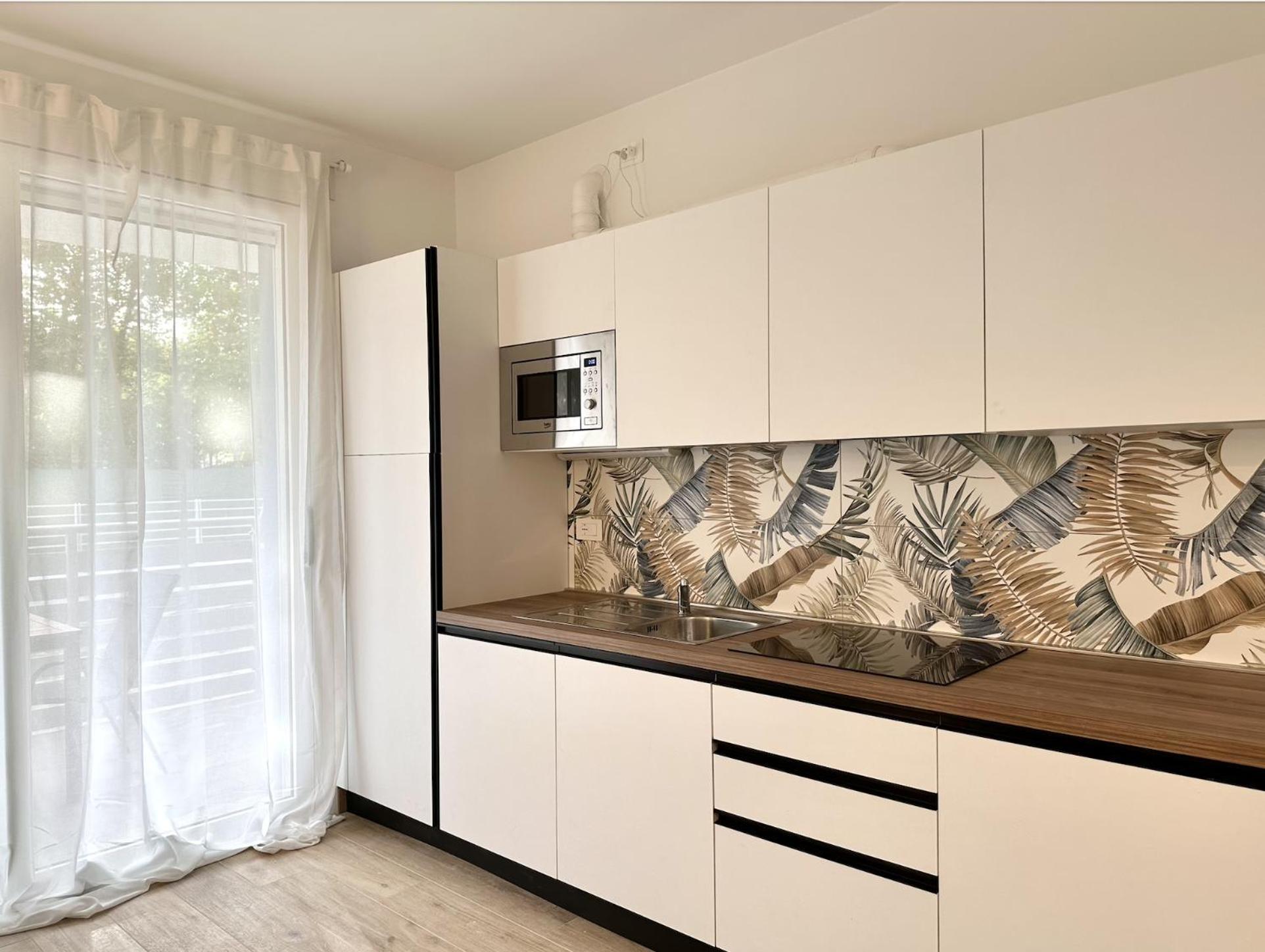 Residence Eva - Carraro Immobiliare Jesolo - Family Apartments カヴァッリーノ・トレポルティ エクステリア 写真